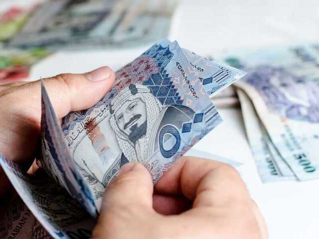 تاريخ جديد في رواتب القطاع الخاص: السعودية ترفع الحد الأدنى لأجور السعوديين والسعوديات
