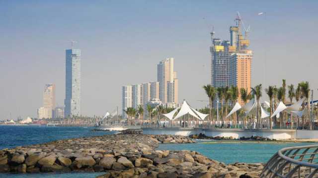 السعودية تتيح ''تأشيرة زيارة عمل'' للراغبين من جميع دول العالم بصلاحية تصل إلى عام