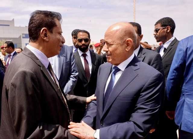 الرئيس يغادر المهرة ويدلي بتصريح لوكالة سبأ