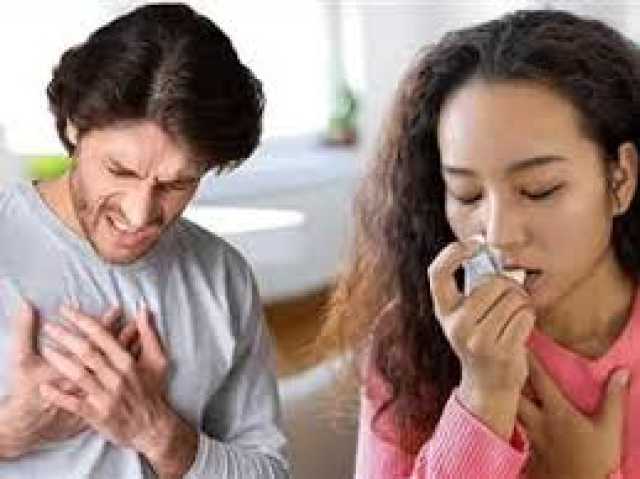 هناك أعراض مختلفة يواجهها الرجال والنساء قبل 24 ساعة من السكتة القلبية