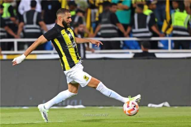 وزير الداخلية الفرنسي: يتهم اللاعب 'بنزيما ارتباطة بجماعة 'الإخوان المسلمين'