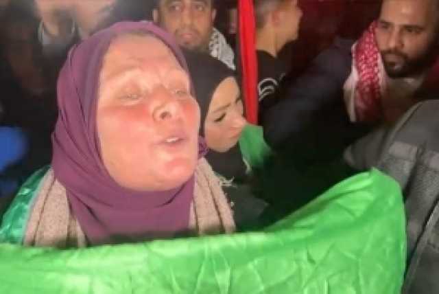 تعرف على أقوال الاسيرة حنان البرغوثي التي أفرج عنها الكيان الصهيوني بصفقة تبادل