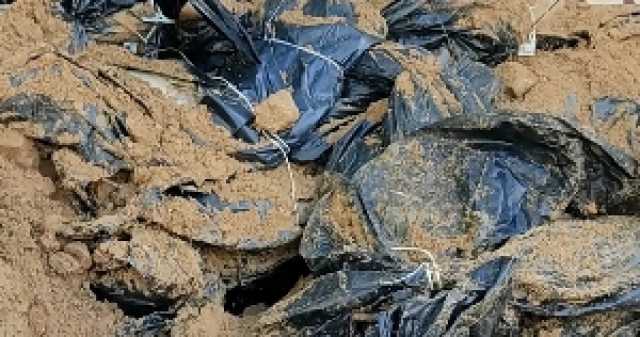 نادي الأسير: الاحتلال ارتكب جريمة إعدام ميدانية بحق 30 معتقلا من شمال غزة