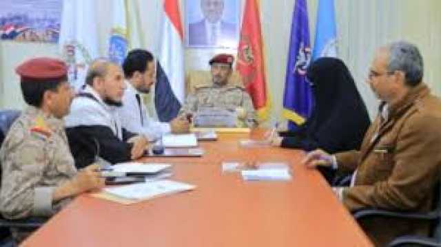 رئيس الأركان يناقش مع وزارة الصحة العامة والسكان سبل تطوير الطب العسكري