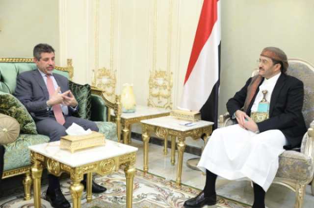 مجلي مخاطبا السفير الأمريكي: لن نشرعن للحوثي وإيران في أرضنا براً وبحراً وتحرير الحديدة ليس رغبة في الحرب بل هو دفاع عن شرعيته اليمن