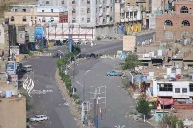 بعد مبادرة العرادة.. الشرعية تعلن فتح طريق جديد يربط العاصمة صنعاء من جانب واحد