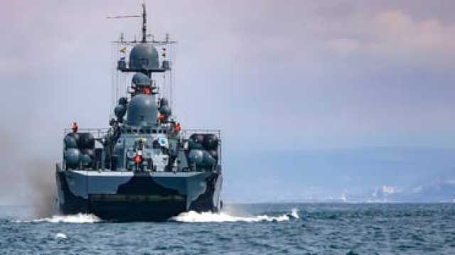 بعد التوترات في البحر الأحمر.. سفن حربية روسية تدخل على الخط