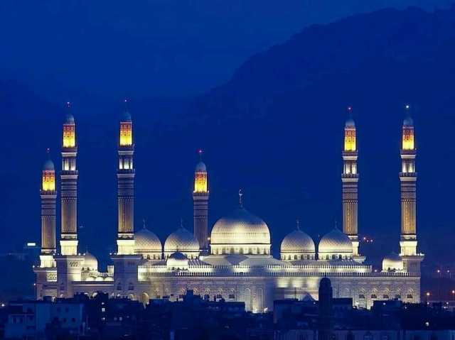 معلومات قد لا تعرفها عن جامع الصالح.. وهكذا رد اليمنيون على المُسيء المدعو بالأملحي