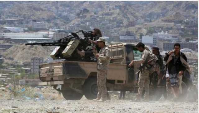 مليشيا الحوثي تصعد عسكريا بمحافظة تعز ومصرع قيادي حوثي رفيع بنيران الجيش الوطني .. تطورات المشهد العسكري