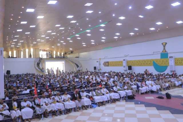 أبناء الجوف يحتشدون دعما لقوات الجيش والمقاومة وإجراءات البنك المركزي بعدن ويستنفرون كافة مكونات المجتمع