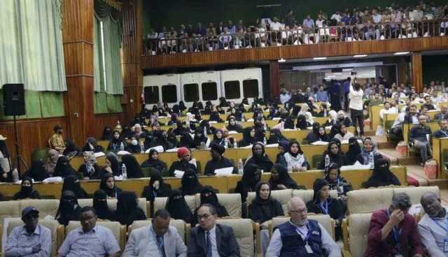 صنعاء.. هذا ما فعله الحوثيون مع أكثر من 3 آلاف موظف يعملون في المنظمات الأممية والدولية والمحلية
