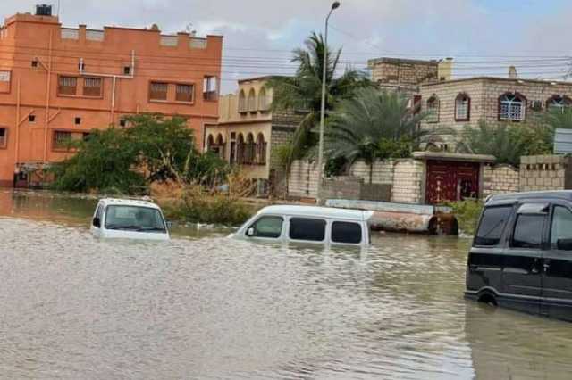 الانذار المبكر يوجه تحذيرا للمواطنين في عدة محافظات يمنية من أمطار غزيرة وثلوج هاطلة