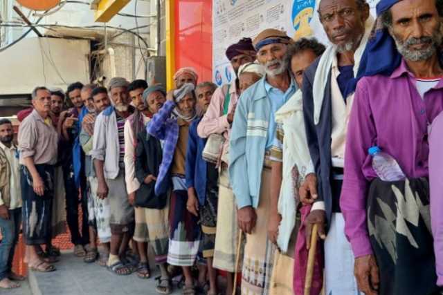 مبالغ أممية اعتمدت لفقراء اليمن تسعى المليشيات الى نهبها.. 120 مليار ريال يتم إيقاف صرفها في مناطق سيطرة الحوثيين