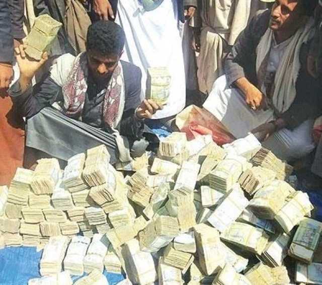 (تقرير) جبايات الحوثيين تدفع القطاعات التجارية في اليمن نحو الانهيار  وشكاوى الضحايا تتصاعد