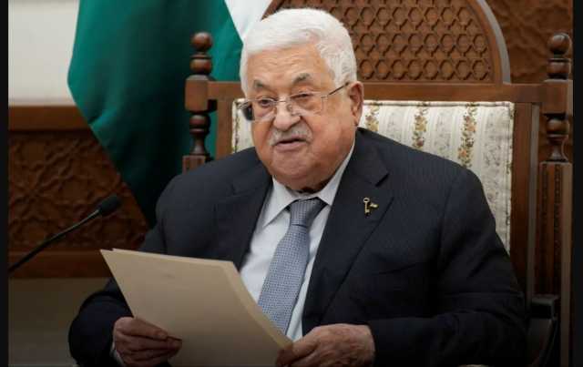 عباس يهاجم حماس بشدة ويطلب منها تسليم السلاح