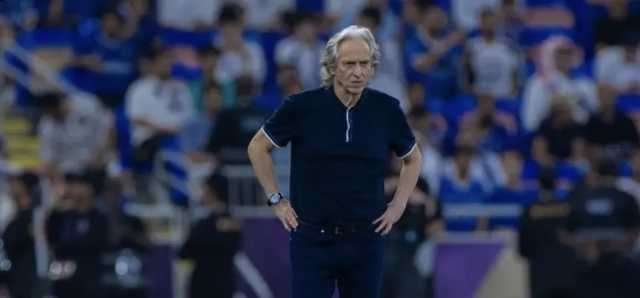 لماذا اقال نادي الهلال السعودي مدربه جيسوس.. ومن هو البديل المؤقت؟