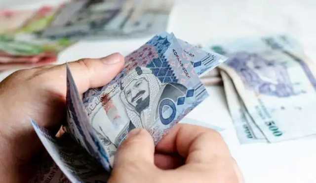 وزارة في اليمن تُعيد أكثر من 15 مليون ريال سعودي لإصحابها في سابقة هي الأولى