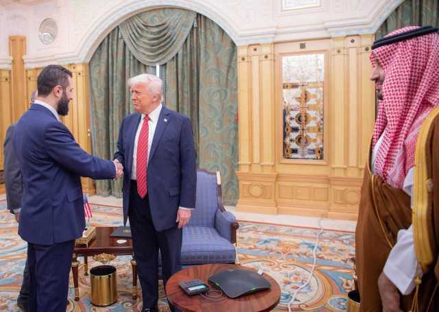 ترامب واصفًا الشرع بعد لقائهما: ''أنه شاب رائع وجذاب ومقاتل قوي جداً''