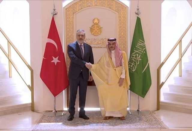 تنسيق تركي سعودي في خمس مجالات يقلب موازين المعادلة بين البلدين. ووزيرا خارجية السعودية وتركيا يترأسان اجتماع المجلس