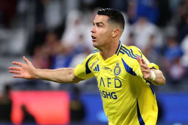محاولات لإبقاء رونالدو في الدوري السعودي.. هل ينتقل للهلال أم الأهلي؟