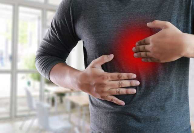 ثمان مشروبات عشبية لا يعرفها اليمنيون والعرب لعلاج حرقة المعدة