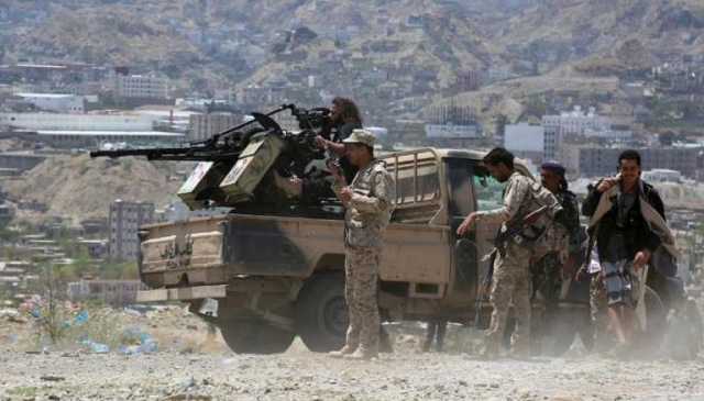 الجيش الوطني يكبد مليشيا الحوثي خسائر كبيرة في الأرواح والعتاد ويفشل هجوما غادرا شرق محافظة تعز