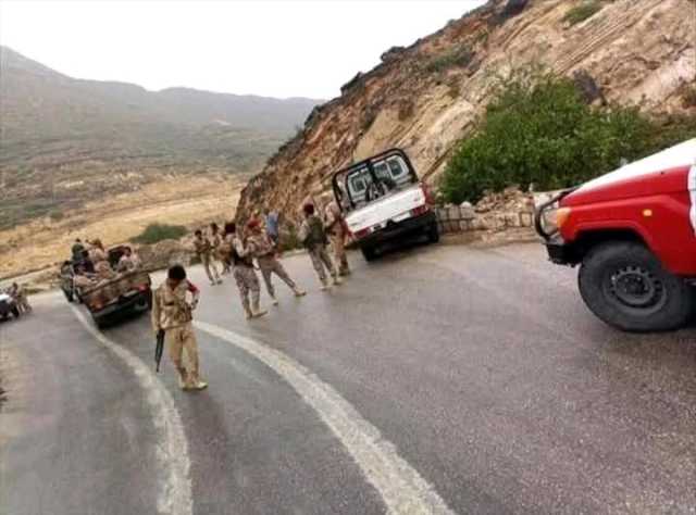 تفاصيل جديدة.. اغلاق منفذ صرفيت بالمهرة واسم القائد العسكري الذي قُتل في اشتباك مسلح عقب القبض على قيادي حوثي حاول الهرب