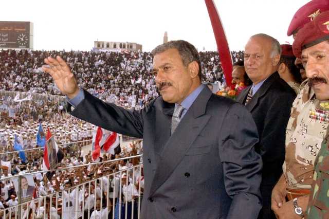 القربي يتحدث عن صالح والحوثيين وهادي وسقوط صنعاء دون مقاومة