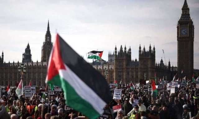 مئات الآلاف يغرقون شوارع لندن تضامنا مع فلسطين