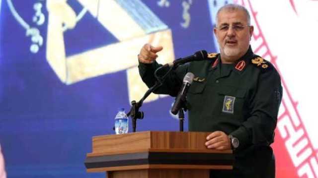 إيران تتعهد بمواصلة دعم الحوثيين عسكريًا وتتباكى على الغماري