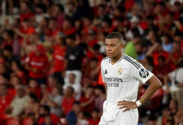 ألونسو يشيد بمبابي قبل مواجهة يوفنتوس في دوري الأبطال