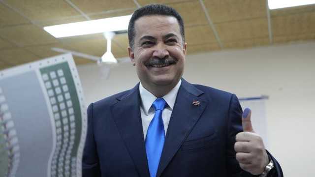 السوداني في العراق.. من مرشح توافقي إلى قطب سياسي (بروفايل)