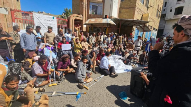 أحزاب تعز: تضحيات الجرحى تُقابل بالإهمال... والحكومة مطالبة بالتحرك العاجل