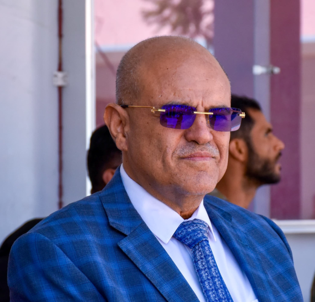 السلطة المحلية بتعز تكشف تفاصيل الهجوم المسلح على موكب المحافظ شمسان واللواء الجبولي