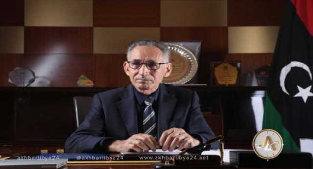 بسبب انتشار حشرة “البق”..الحويج يحظر استيراد الأثاث من فرنسا 