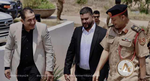 وزير الداخلية يجتمع مع رئيس غرفة علميات سرت لتعزيز التعاون الأمني في مكافحة الهجرة