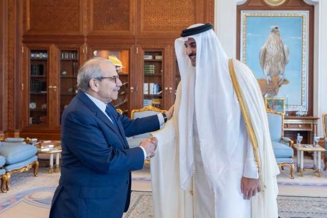 سمو الأمير يستقبل رئيس الوزراء اللبناني