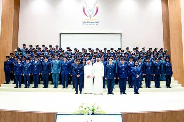 110 خريجين بـ»الماجستير» و»التأهيل الحتمية» بأكاديمية الشرطة.. وزير الداخلية يشهد حفل تخريج برامج ودورات أكاديمية