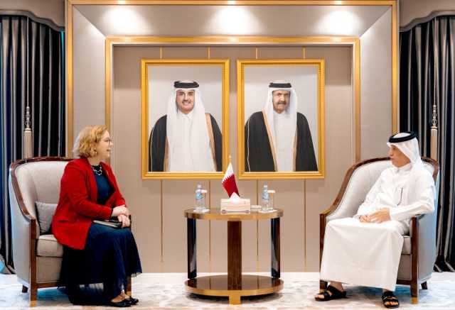 وزير الدولة للشؤون الخارجية يودع سفيرة كندا