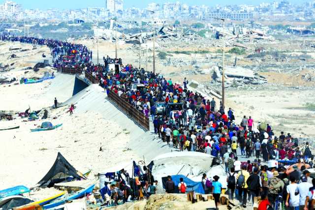نصف مليون فلسطيني يعودون لشمال غزة.. الذكـــــريات أصبــحـت غبــــــاراً