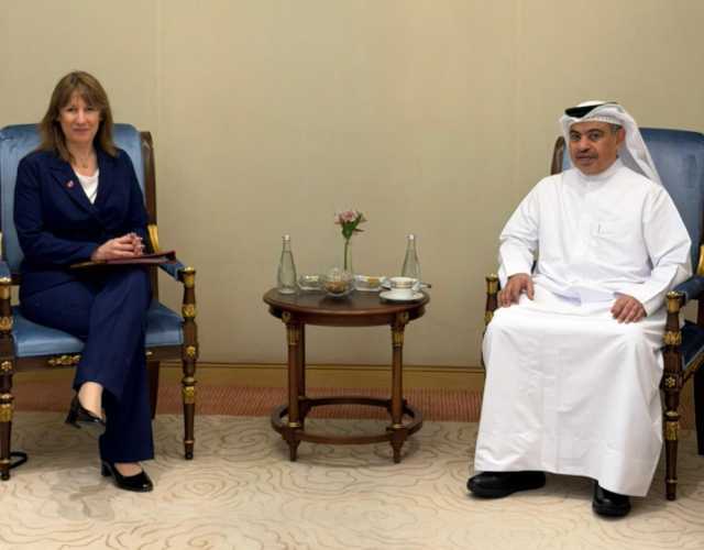 وزير المالية يجتمع مع وزيرة الخزانة في المملكة المتحدة