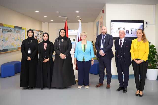 حرم رئيس هنغاريا تزور أكاديمية وارف