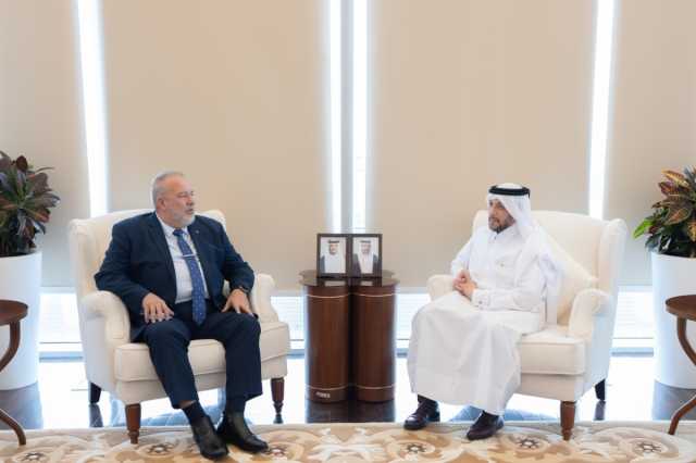 رئيس وزراء جمهورية كوبا يجتمع مع وزير الصحة العامة