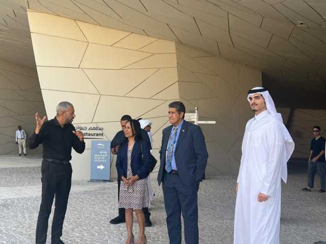 رئيس جمهورية بالاو يزور متحف قطر الوطني