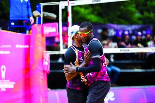 عبر البرازيلي في بطولة العالم بأستراليا.. عنابي الطائرة الشاطئية يتأهل لدور الـ 16