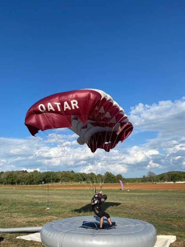 320 قافزا يتنافسون في بطولة العالم العسكرية الـ 47 للقفز بالمظلات 'سيزم قطر 2025'