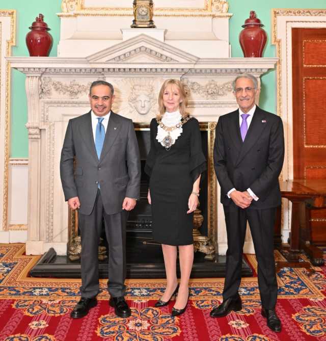 وزير المالية يجتمع مع عمدة الحي المالي لمدينة لندن