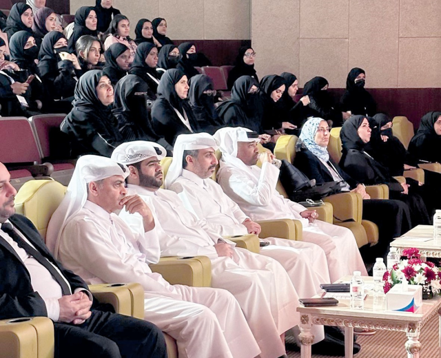 «الدانة»: «الملتقى التدريبي» يعزز مهارات القيادة والعمل الجماعي