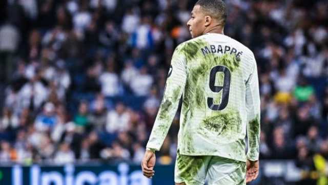 أسطورة برشلونة يشيد بنجم ريال مدريد: أحد اللاعبين الذين أحبهم كثيرًا