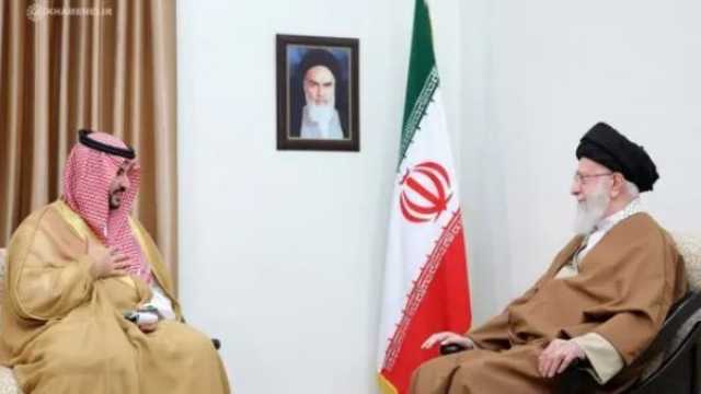 تسليم رسالة الملك سلمان للمرشد الإيراني خامنئي في طهران